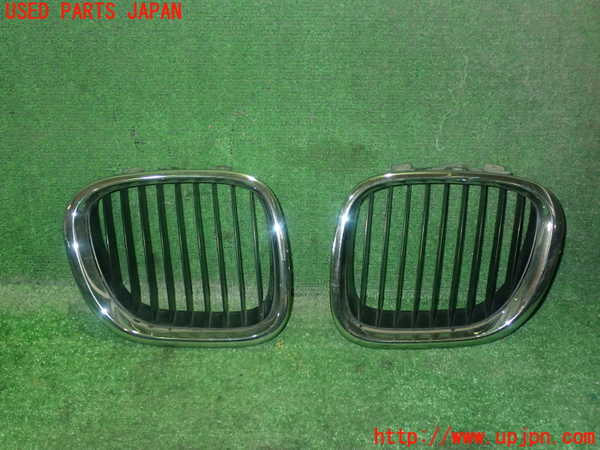 5UPJ-20341050]BMW Z3 ロードスター E36(CL20)ラジエターグリル 中古_m0001.jpg