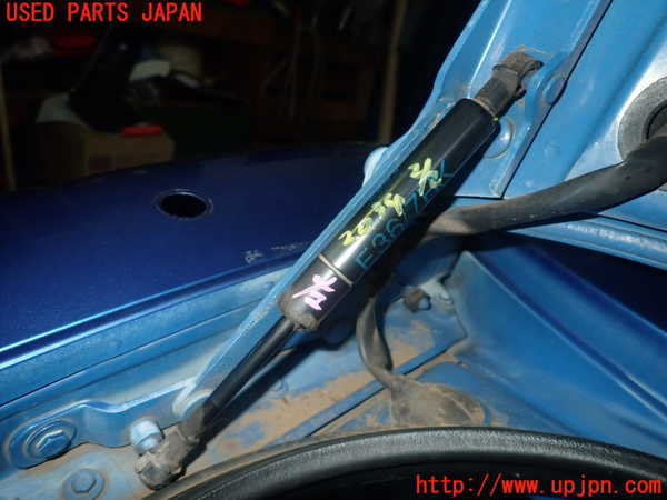 5UPJ-20341506]BMW Z3 ロードスター E36(CL20)トランクダンパー 中古_m0002.jpg