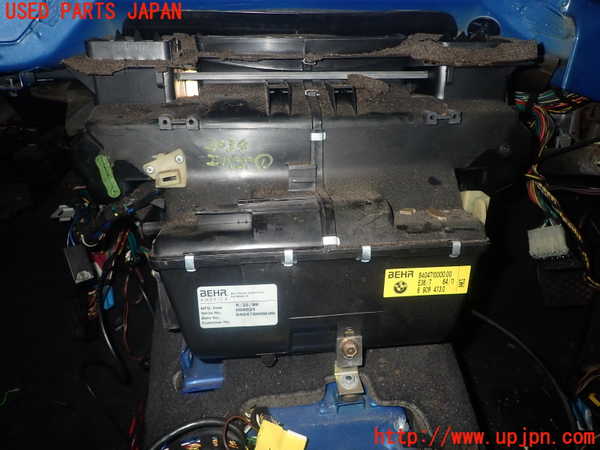 5UPJ-20346081]BMW Z3 ロードスター E36(CL20)エバポレーター1 中古_m0001.jpg