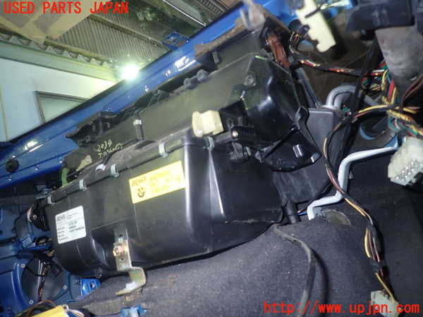 5UPJ-20346081]BMW Z3 ロードスター E36(CL20)エバポレーター1 中古_m0003.jpg