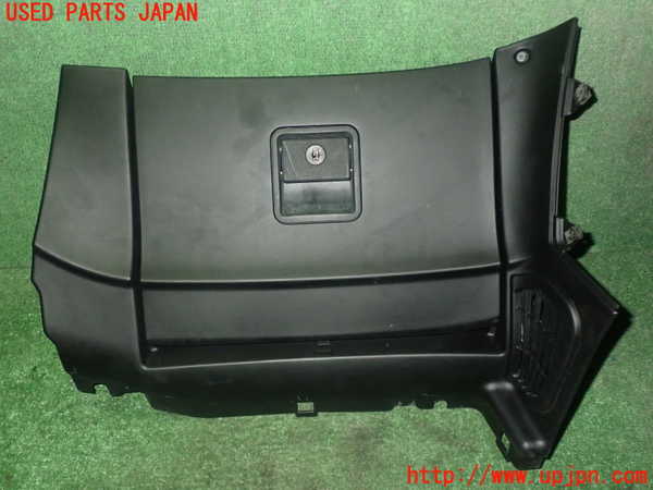 5UPJ-20347516]BMW Z3 ロードスター E36(CL20)グローブボックス1 中古_m0001.jpg