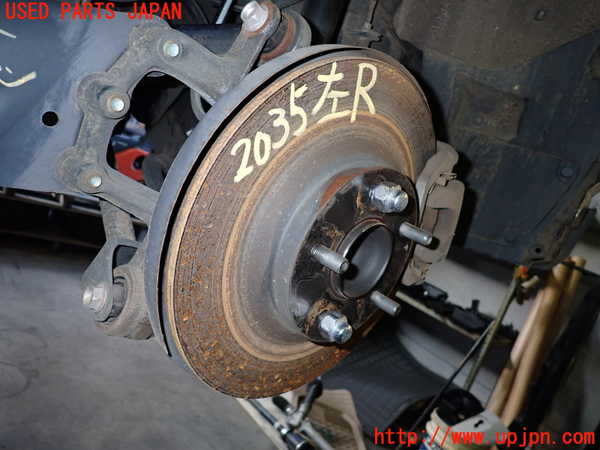 2UPJ-20354305]CX-5(KF2P)左リアナックルハブ 中古_m0001.jpg