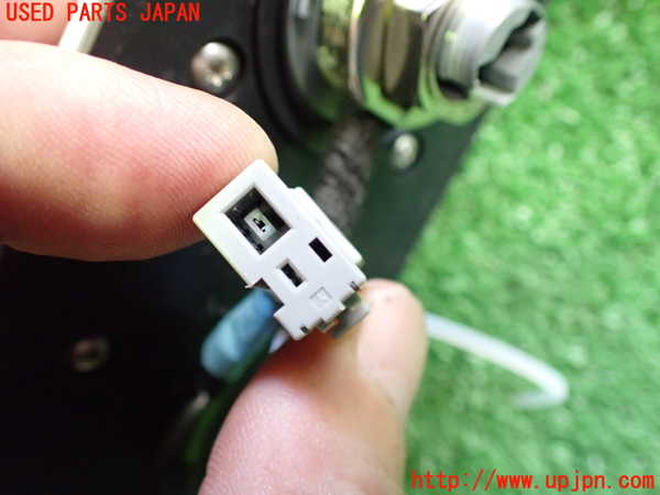 5UPJ-20356550]CX-5(KF2P)アンテナ 中古_m0003.jpg