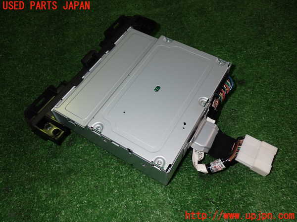 2UPJ-20356490]CX-5(KF2P)DVDプレイヤー 中古_m0003.jpg