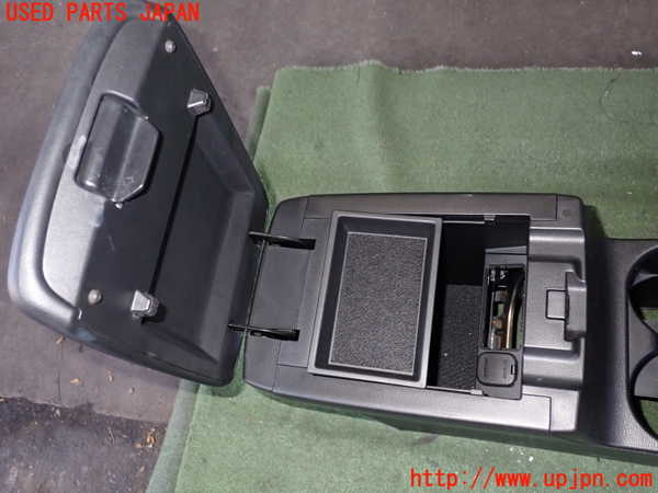 2UPJ-20357540]CX-5(KF2P)センターコンソール 中古_m0003.jpg