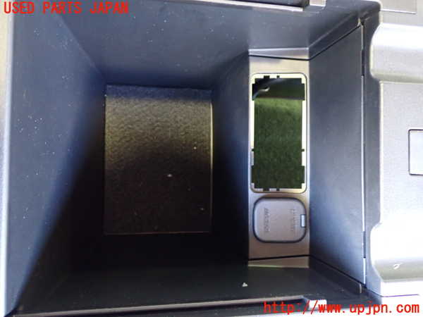 2UPJ-20357540]CX-5(KF2P)センターコンソール 中古_m0004.jpg