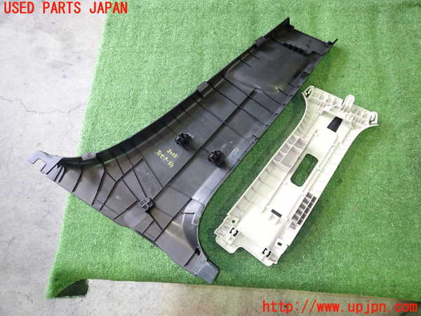 5UPJ-20357670]CX-5(KF2P)左センターピラートリム 中古_m0002.jpg