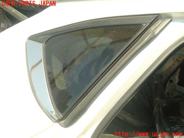 2UPJ-20361380]CX-5(KF2P)右クォーターガラス 中古(43R-005844 M31Q8)_m0001.jpg
