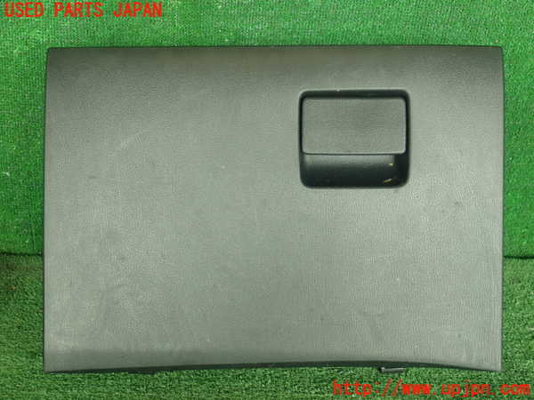 2UPJ-20367516]CX-5(KF2P)グローブボックス1 中古_m0001.jpg