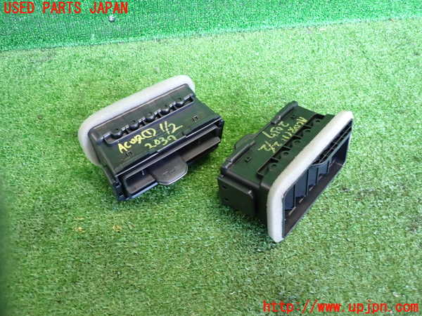 2UPJ-20377526]WR-V(DG5)エアコン吹き出し口1 (真中) 中古_m0001.jpg