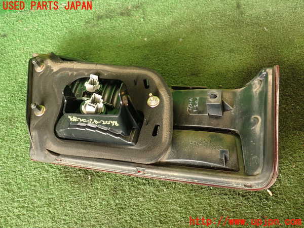 5UPJ-20381550]アコード ユーロR(CL1)右リアフィニッシャー 【参考情報（適合保証無）トルネオ】 中古_m0004.jpg