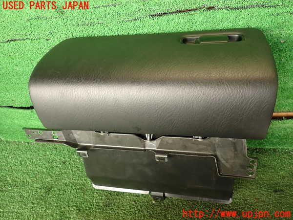 2UPJ-20387516]アコード ユーロR(CL1)グローブボックス1 【参考情報（適合保証無）トルネオ】 中古_m0001.jpg
