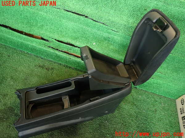 5UPJ-20387540]アコード ユーロR(CL1)センターコンソール 【参考情報（適合保証無）トルネオ】 中古_m0004.jpg