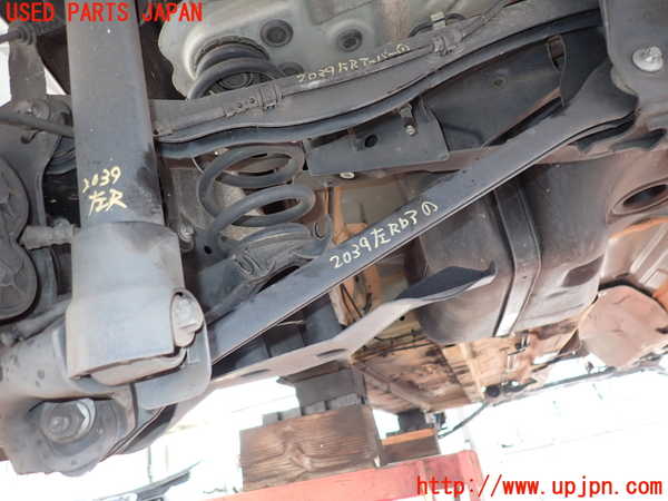 2UPJ-20395226]BMW 218d グランツアラー(2E20)左リアロアアーム1 中古 【F46】_m0001.jpg