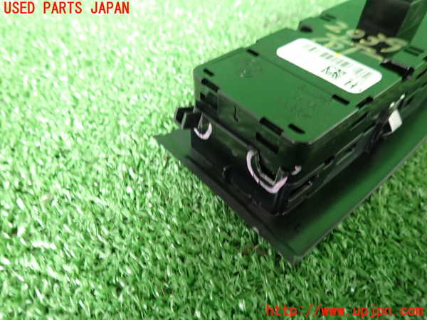 2UPJ-20396240]BMW 218d グランツアラー(2E20)右前パワーウィンドウスイッチ 中古 【F46】_m0003.jpg
