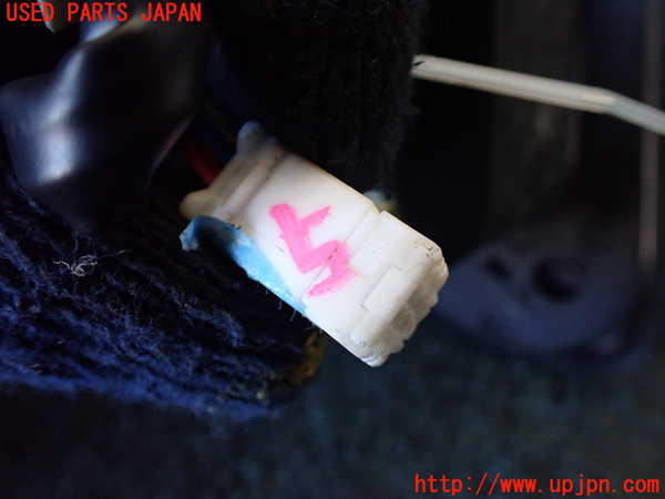 1UPJ-20401210]NV350 キャラバン バン(VR2E26)右ドアミラー 中古_m0004.jpg