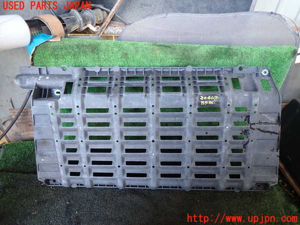 5UPJ-20401722]NV350 キャラバン バン(VR2E26)アンダーカバー2 中古_m0001.jpg