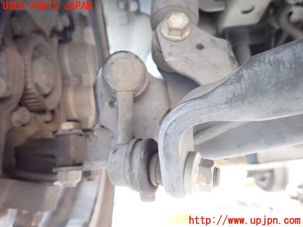 5UPJ-20405440]NV350 キャラバン バン(VR2E26)フロントスタビライザー 中古_m0002.jpg