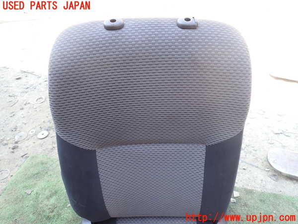 5UPJ-20407065]NV350 キャラバン バン(VR2E26)助手席シート 中古_m0002.jpg