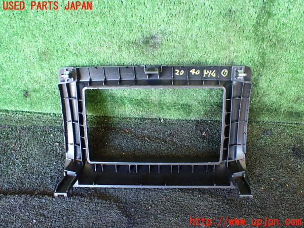 5UPJ-20407691]NV350 キャラバン バン(VR2E26)内装トリム類1 中古_m0002.jpg