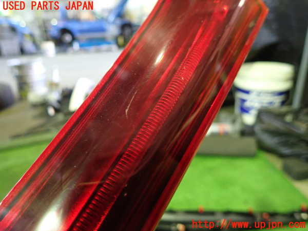 5UPJ-20411550]プリウスPHV(ZVW52)右リアフィニッシャー 中古_m0002.jpg