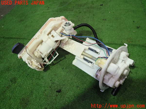 5UPJ-20412510]プリウスPHV(ZVW52)燃料ポンプ 中古_m0001.jpg
