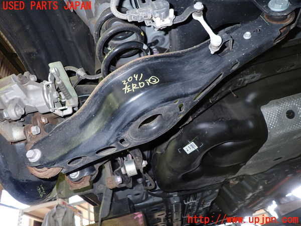 5UPJ-20415227]プリウスPHV(ZVW52)左リアロアアーム2 中古_m0001.jpg