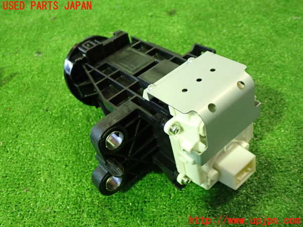 5UPJ-20417555]プリウスPHV(ZVW52)ATシフトレバー 中古_m0002.jpg