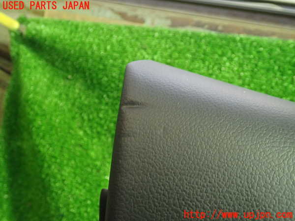 5UPJ-20411264]プリウスPHV(ZVW52)左前ドア内張り 中古_m0004.jpg