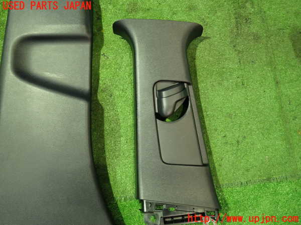 5UPJ-20417670]プリウスPHV(ZVW52)左センターピラートリム 中古_m0002.jpg