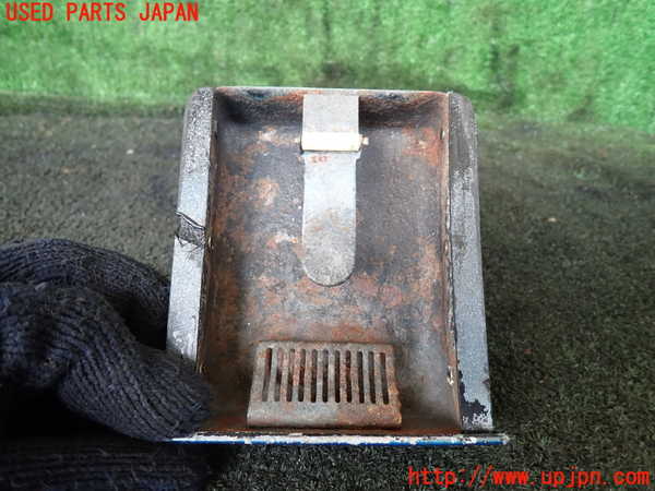 1UPJ-20447821]三菱ジープ(J59)灰皿1 中古_m0002.jpg
