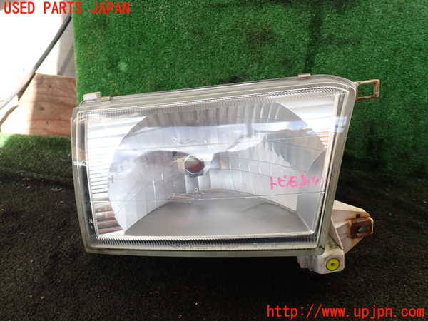 1UPJ-20451130]ハイラックスサーフ(RZN185W)右ヘッドライト ハロゲン 中古_m0001.jpg