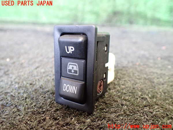 5UPJ-20456306]ハイラックスサーフ(RZN185W)スイッチ1 (バックドアガラス開閉) 中古_m0001.jpg