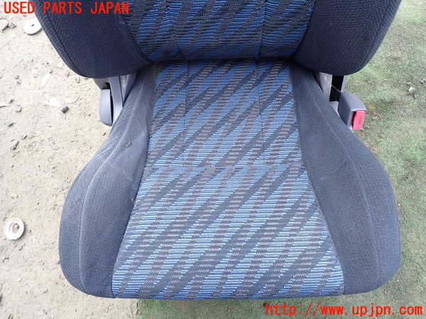 5UPJ-20457035]ハイラックスサーフ(RZN185W)運転席シート 中古_m0003.jpg