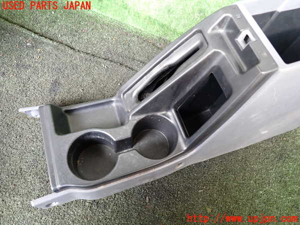 5UPJ-20457540]ハイラックスサーフ(RZN185W)センターコンソール 中古_m0003.jpg