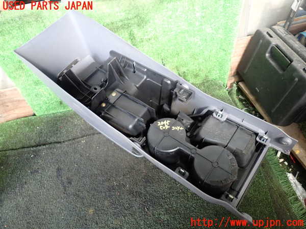 5UPJ-20457540]ハイラックスサーフ(RZN185W)センターコンソール 中古_m0005.jpg