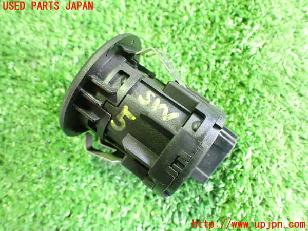 2UPJ-20466310]BMW 523i ツーリング(XL20)(F11)スイッチ5 (パッセンジャーAB) 中古_m0002.jpg