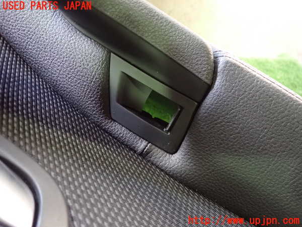 2UPJ-20461324]BMW 523i ツーリング(XL20)(F11)左後ドア内張り 中古_m0003.jpg