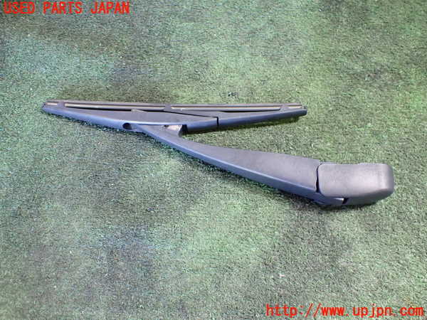 5UPJ-20471661]アクア(AQUA)(MXPK11)リアワイパーアーム1 中古_m0002.jpg