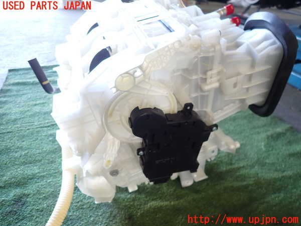 5UPJ-20476081]アクア(AQUA)(MXPK11)エバポレーター1 中古_m0003.jpg