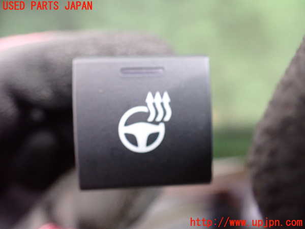 5UPJ-20476313]アクア(AQUA)(MXPK11)スイッチ8 (ステアリングヒーター) 中古_m0003.jpg
