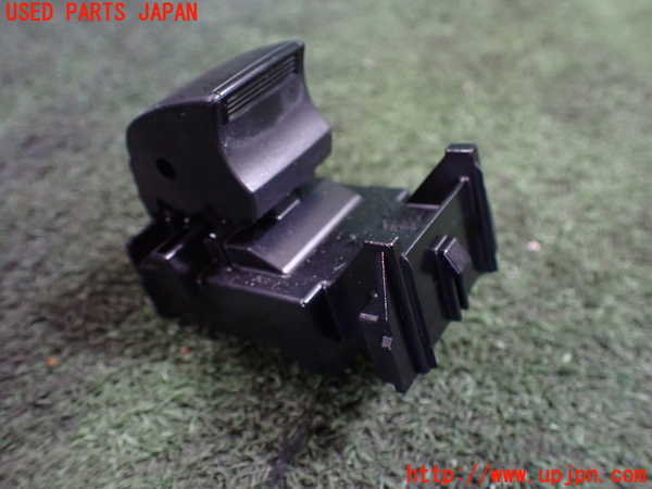 5UPJ-20476245]アクア(AQUA)(MXPK11)左前パワーウィンドウスイッチ 中古_m0002.jpg
