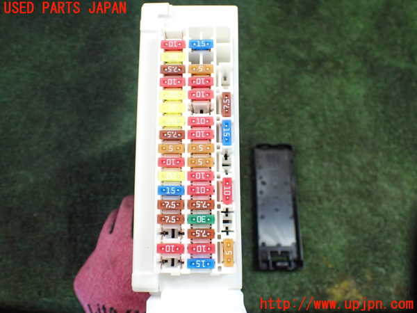 5UPJ-20476741]アクア(AQUA)(MXPK11)ヒューズボックス1 中古_m0004.jpg