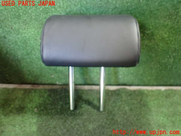 5UPJ-20477130]アクア(AQUA)(MXPK11)真中2列目ヘッドレスト 中古_m0001.jpg