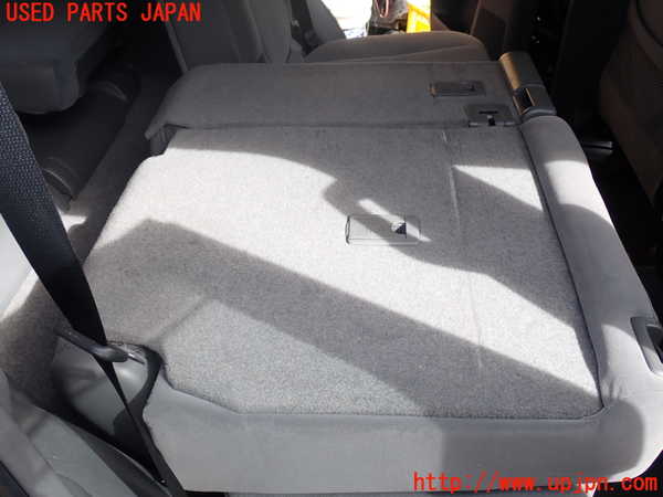 5UPJ-20487145]ランクルプラド(TRJ150W)右2列目シート 中古_m0005.jpg