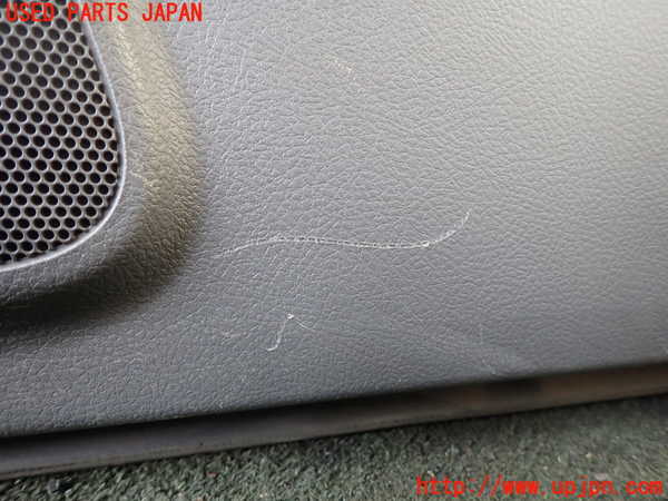 5UPJ-20481234]ランクルプラド(TRJ150W)右前ドア内張り 中古_m0004.jpg