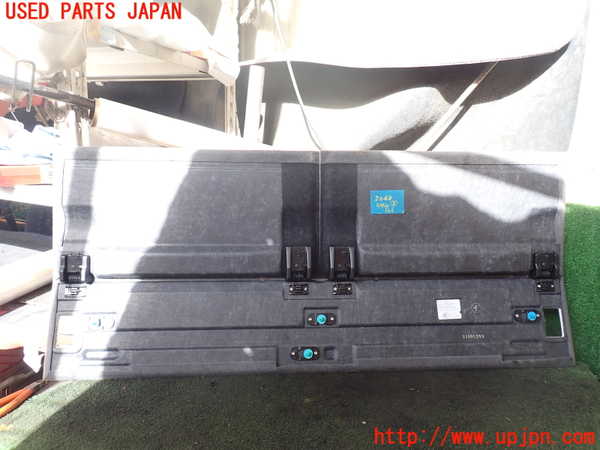5UPJ-20487772]ランクルプラド(TRJ150W)ラゲッジトレイ2 中古_m0002.jpg