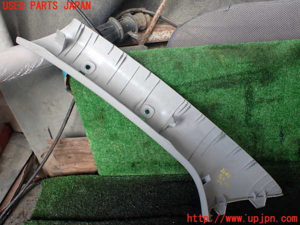 5UPJ-20487655]ランクルプラド(TRJ150W)右フロントピラートリム 中古_m0003.jpg