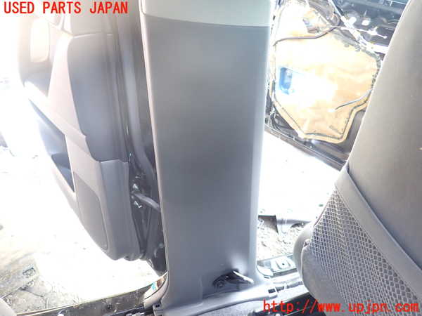 5UPJ-20487670]ランクルプラド(TRJ150W)左センターピラートリム 中古_m0003.jpg