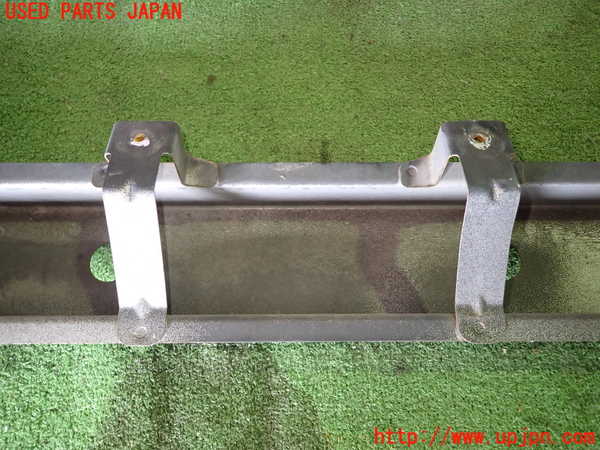 5UPJ-20491614]ランエボワゴン(CT9W)リアバンパーホースメント 中古_m0004.jpg